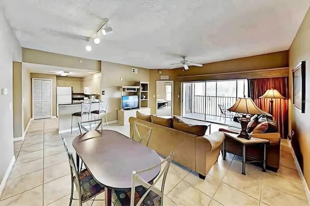 אורלנדו Entire Rental 3-Br Minutes From Disney X8 Hot Tub Apartment 2204 מראה חיצוני תמונה