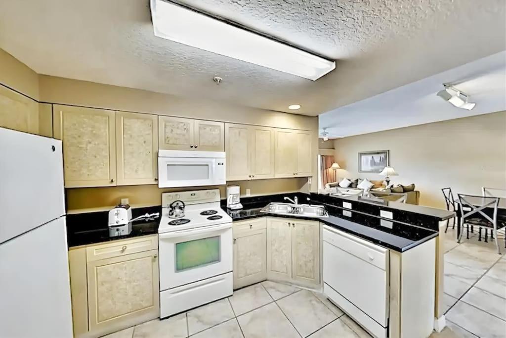 אורלנדו Entire Rental 3-Br Minutes From Disney X8 Hot Tub Apartment 2204 מראה חיצוני תמונה